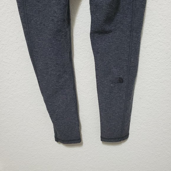 The North Face Motivation Hi-Rise Pocket 7/8 Tight Gray leggings - Picture 6 of 11